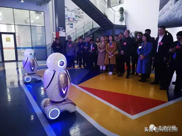 日照加速度与好质量 市民代表眼中的智能机器人研发